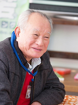 寺﨑益雄さん（76歳）