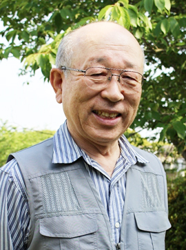 山﨑 康男さん（76歳）